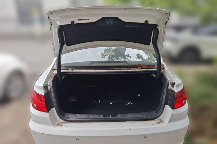 Used Geely Auto Emgrand GL 2017 1.8L DCT Elite Model Trunk