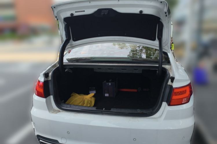 Used Geely Auto Emgrand GL 2017 1.8L DCT Elite Model Trunk