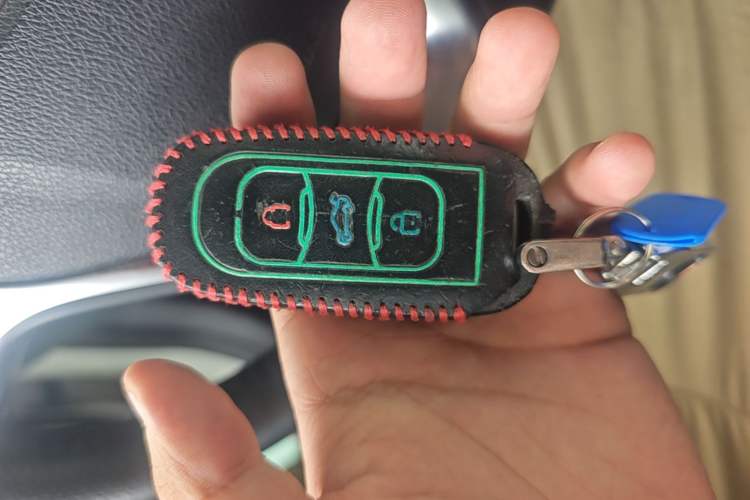 Used Geely Auto Emgrand GL 2017 1.8L Manual Elite Model Vehicle Key