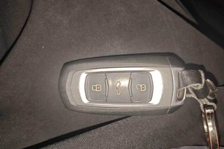 Used Geely Auto Emgrand GL 2017 1.3T Manual Elite Model Vehicle Key