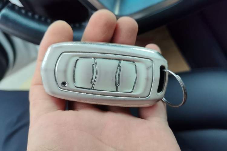 Used Geely Auto Emgrand GL 2017 1.8L DCT Elite Model Vehicle Key