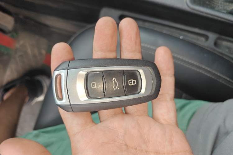 Used Geely Auto Emgrand GL 2017 1.3T Manual Elite Model Vehicle Key
