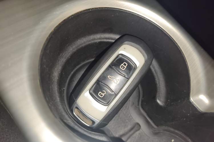 Used Geely Auto Emgrand GL 2017 1.3T Manual Elite Model Vehicle Key