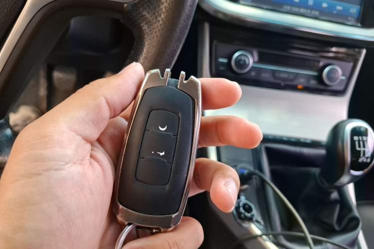 Used Geely Auto Emgrand GL 2017 1.8L Manual Elite Model Vehicle Key