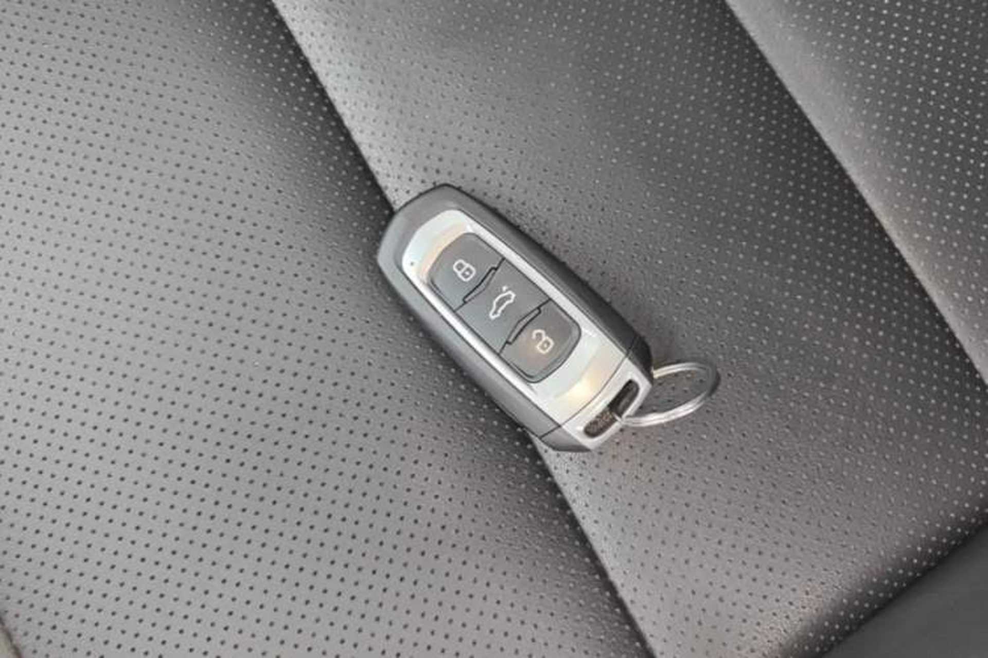 Used Geely Auto Emgrand GL 2017 1.8L DCT Elite Model Vehicle Key
