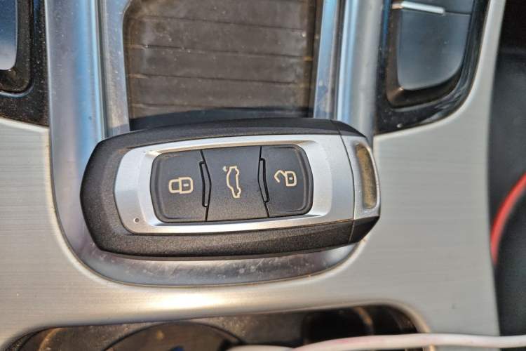 Used Geely Auto Emgrand GL 2017 1.8L DCT Elite Model Vehicle Key