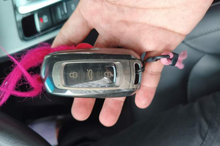 Used Geely Auto Emgrand GL 2017 1.8L DCT Elite Model Vehicle Key
