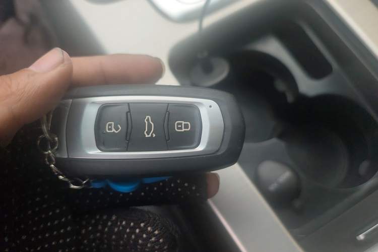 Used Geely Auto Emgrand GL 2017 1.8L DCT Elite Model Vehicle Key