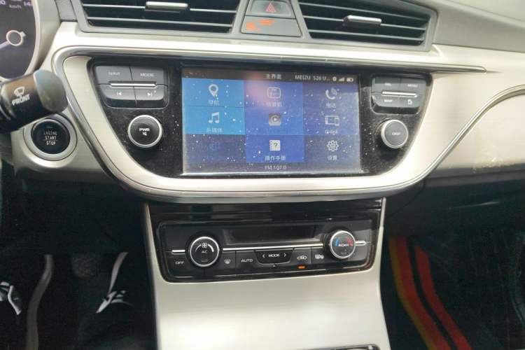 Used Geely Auto Emgrand GL 2017 1.8L Manual Elite Model Audio And AC Panel