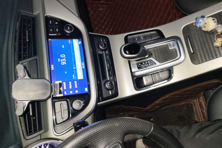 Used Geely Auto Emgrand GL 2017 1.3T DCT Elite Model Audio And AC Panel