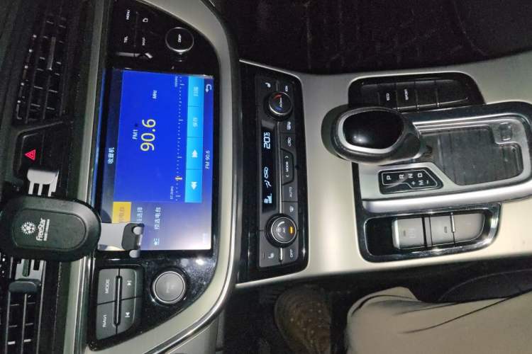 Used Geely Auto Emgrand GL 2017 1.3T DCT Luxury Model Audio And AC Panel