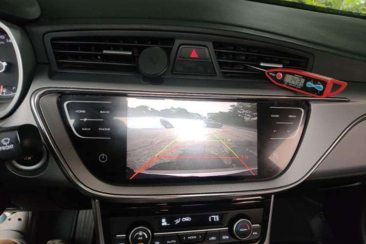 Used Geely Auto Emgrand GL 2017 1.8L DCT Elite Model Audio And AC Panel