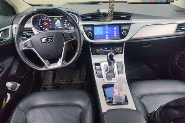Used Geely Auto Emgrand GL 2017 1.8L DCT Elite Model Center Console