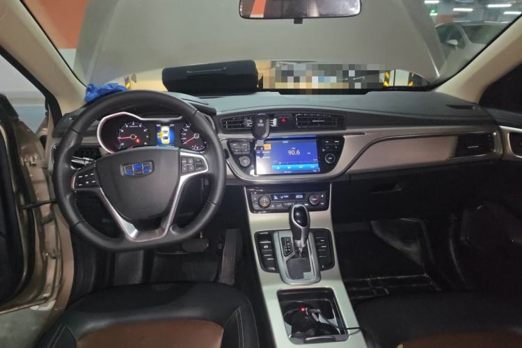 Used Geely Auto Emgrand GL 2017 1.3T DCT Luxury Model Center Console