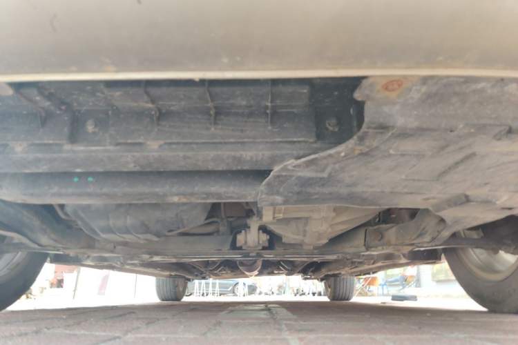 Used Geely Auto Emgrand GL 2017 1.8L Manual Elite Model Chassis Front