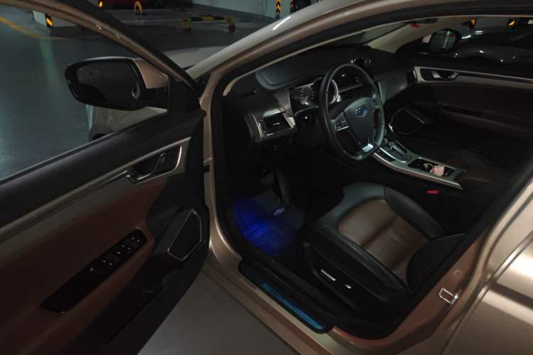 Used Geely Auto Emgrand GL 2017 1.3T DCT Luxury Model Driver Seat