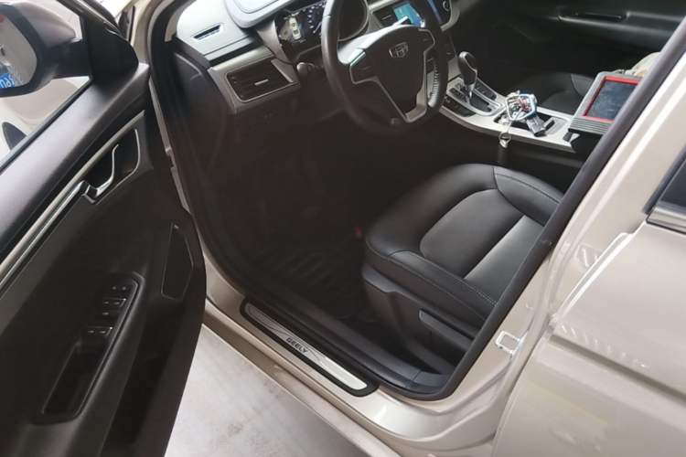 Used Geely Auto Emgrand GL 2017 1.8L DCT Elite Model Driver Seat