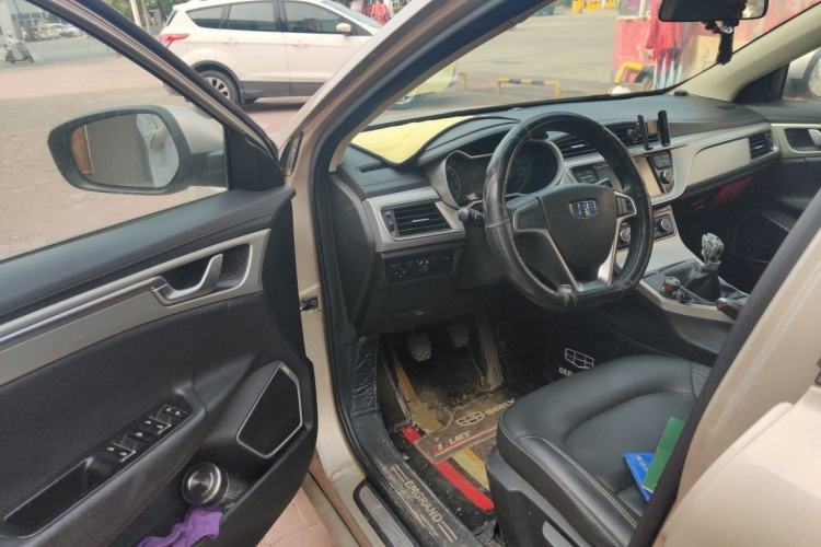 Used Geely Auto Emgrand GL 2017 1.8L Manual Elite Model Driver Seat