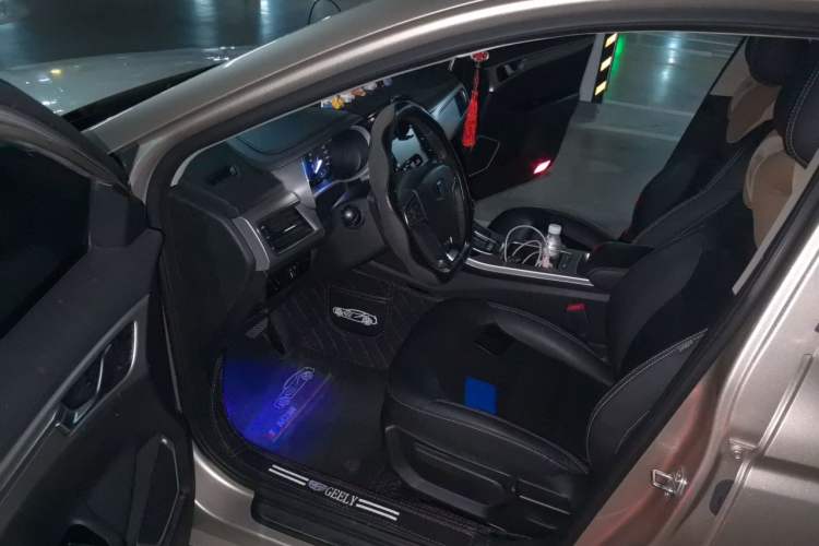 Used Geely Auto Emgrand GL 2017 1.8L DCT Elite Model Driver Seat