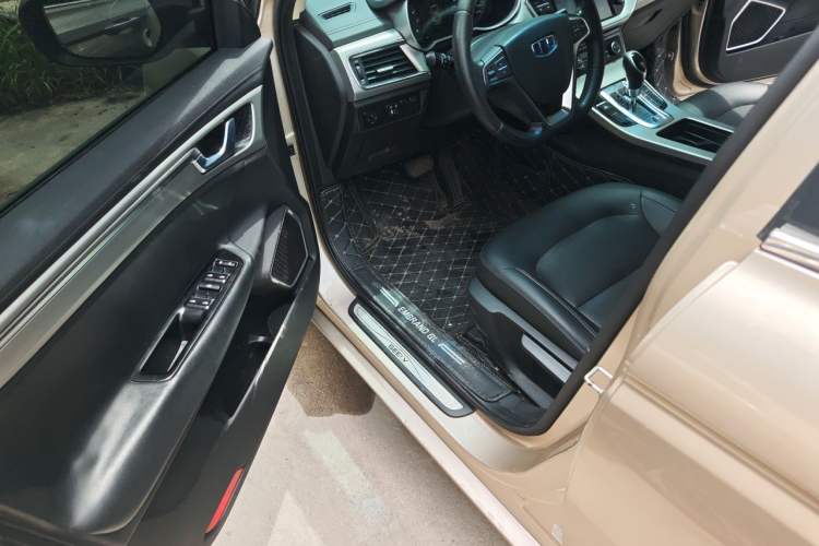 Used Geely Auto Emgrand GL 2017 1.8L DCT Elite Model Driver Seat