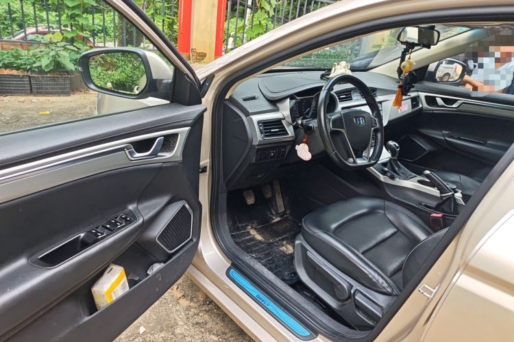Used Geely Auto Emgrand GL 2017 1.8L Manual Elite Model Driver Seat