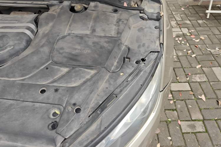 Used Geely Auto Emgrand GL 2017 1.3T DCT Luxury Model Engine Bay Left