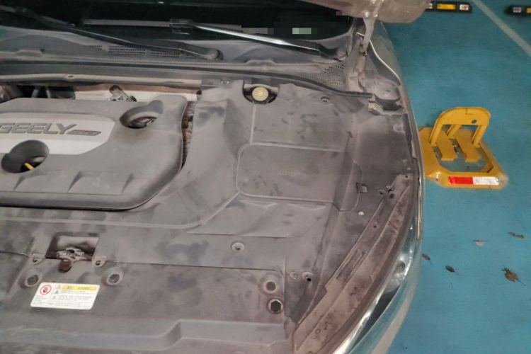 Used Geely Auto Emgrand GL 2017 1.8L Manual Elite Model Engine Bay Left