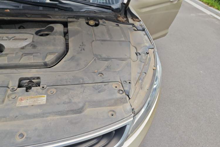 Used Geely Auto Emgrand GL 2017 1.8L Manual Elite Model Engine Bay Left