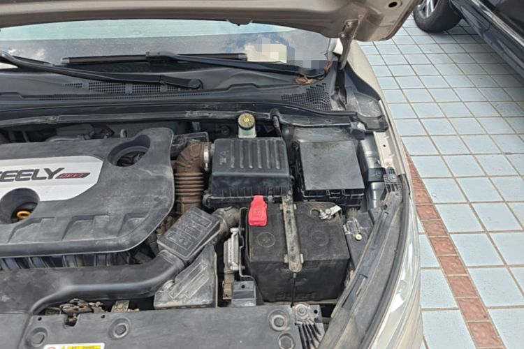 Used Geely Auto Emgrand GL 2017 1.8L Manual Entry-Level Model Engine Bay Left
