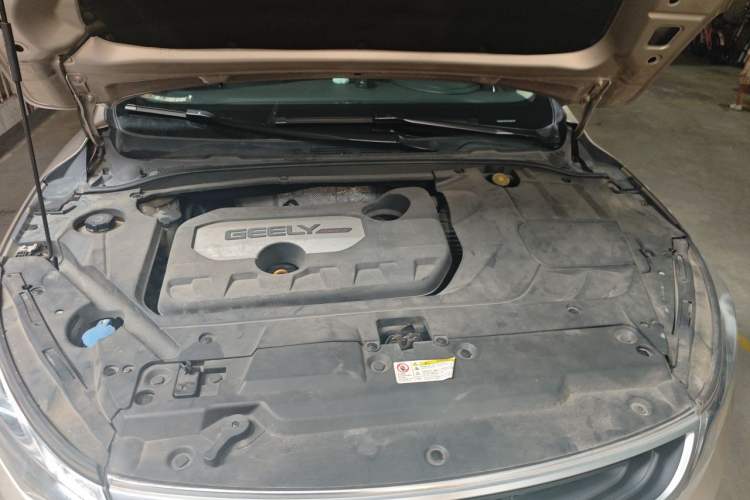 Used Geely Auto Emgrand GL 2017 1.8L DCT Elite Model Engine Bay