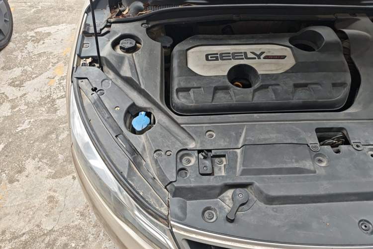 Used Geely Auto Emgrand GL 2017 1.8L Manual Elite Model Engine Bay Right