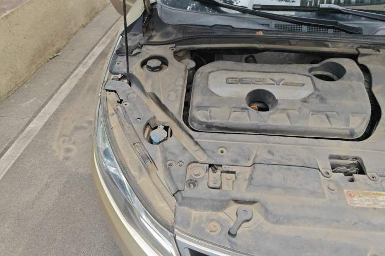 Used Geely Auto Emgrand GL 2017 1.8L Manual Elite Model Engine Bay Right
