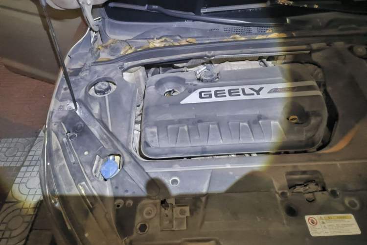 Used Geely Auto Emgrand GL 2017 1.3T DCT Luxury Model Engine Bay Right