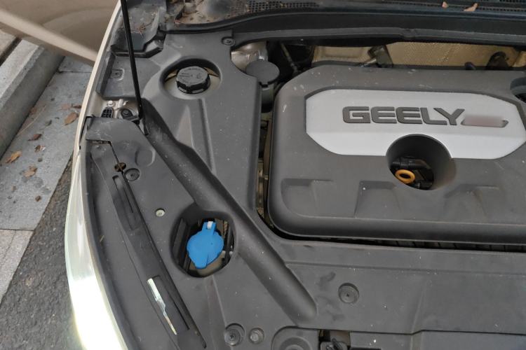 Used Geely Auto Emgrand GL 2017 1.8L Manual Elite Model Engine Bay Right