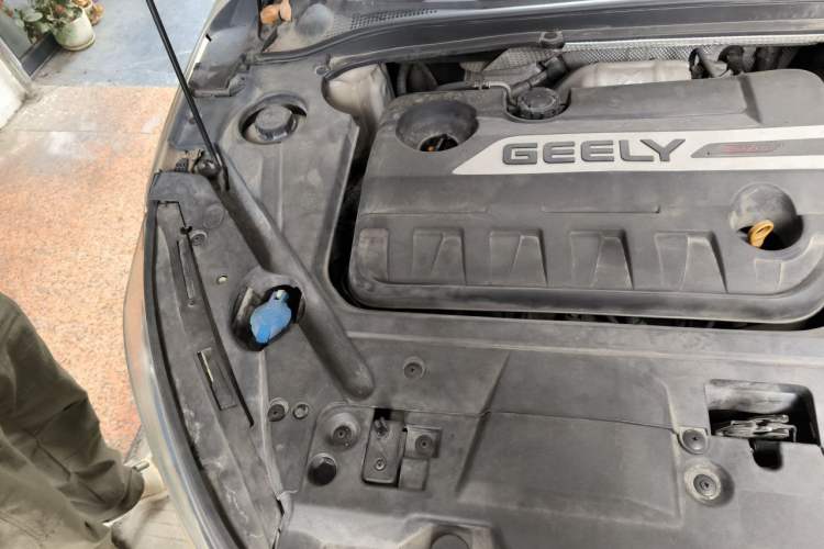 Used Geely Auto Emgrand GL 2017 1.3T Manual Elite Model Engine Bay Right
