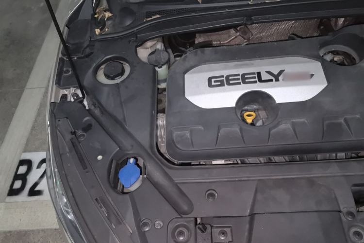 Used Geely Auto Emgrand GL 2017 1.8L DCT Elite Model Engine Bay Right