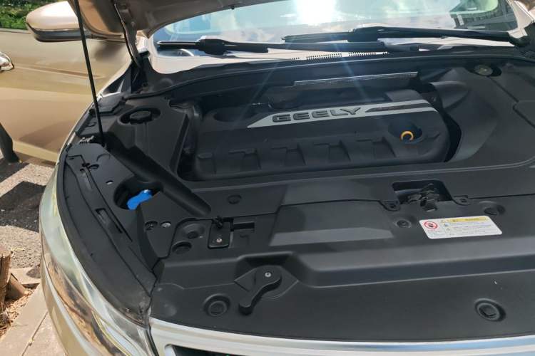 Used Geely Auto Emgrand GL 2017 1.3T DCT Luxury Model Engine Bay Right