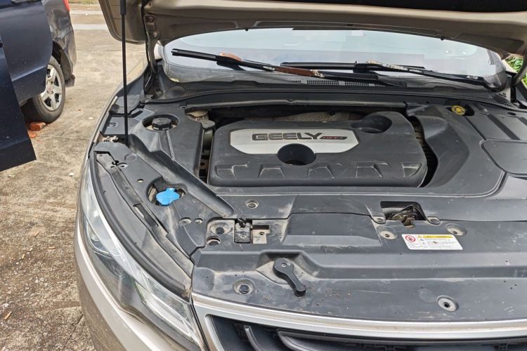 Used Geely Auto Emgrand GL 2017 1.8L Manual Elite Model Engine Bay Right
