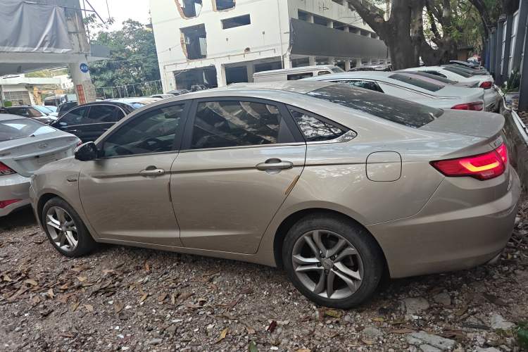 Used Geely Auto Emgrand GL 2017 1.3T DCT Luxury Model Exterior 3