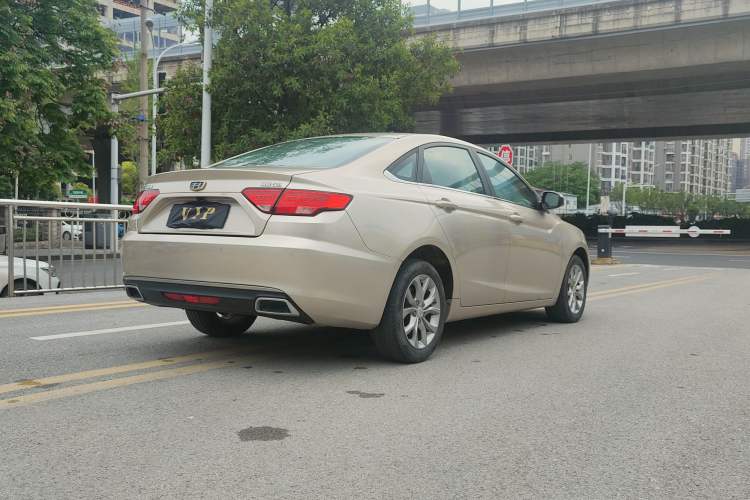 Used Geely Auto Emgrand GL 2017 1.8L Manual Elite Model Exterior 4