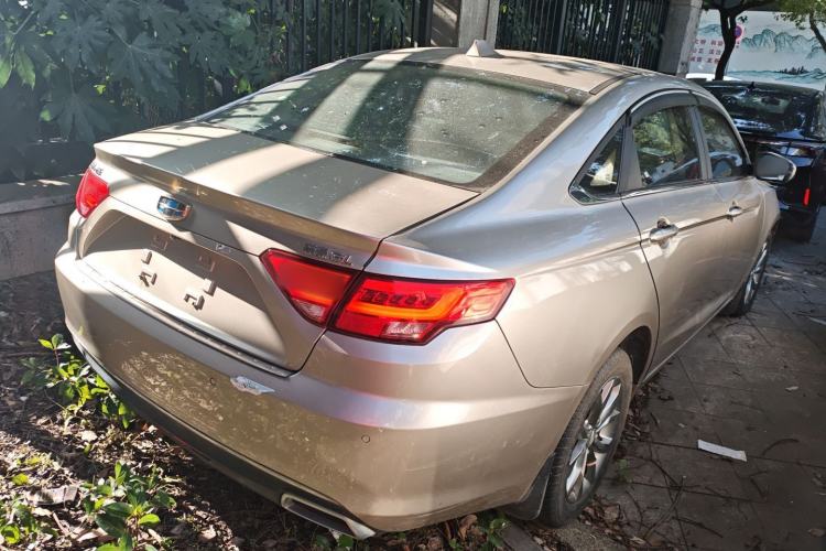 Used Geely Auto Emgrand GL 2017 1.8L Manual Elite Model Exterior 5