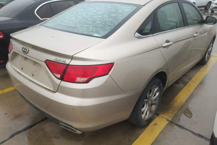 Used Geely Auto Emgrand GL 2017 1.8L Manual Elite Model Exterior 5