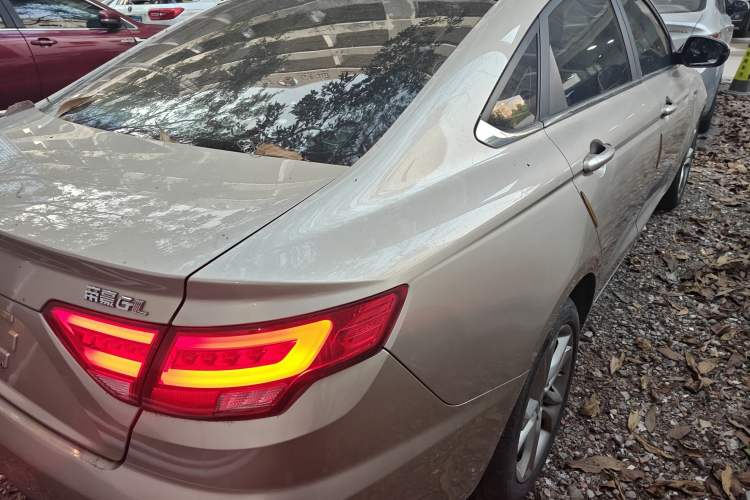 Used Geely Auto Emgrand GL 2017 1.3T DCT Luxury Model Exterior 5