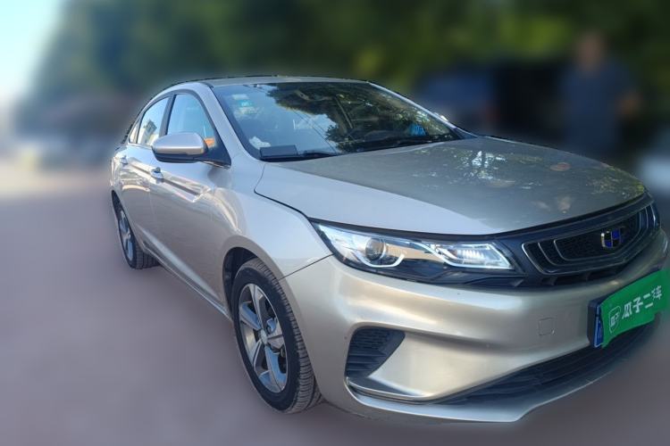 Used Geely Auto Emgrand GL 2017 1.8L Manual Elite Model Front Right 45 Deg