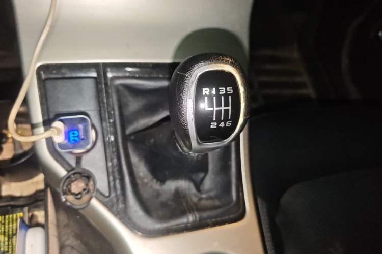 Used Geely Auto Emgrand GL 2017 1.8L Manual Elite Model Gear Lever