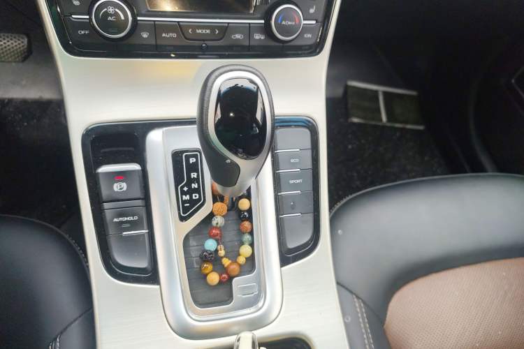 Used Geely Auto Emgrand GL 2017 1.3T DCT Luxury Model Gear Lever