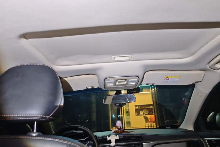 Used Geely Auto Emgrand GL 2017 1.3T DCT Luxury Model Headliner