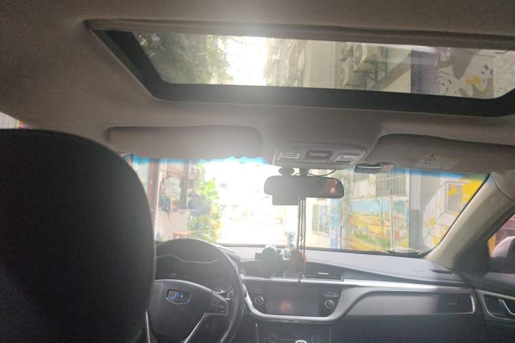 Used Geely Auto Emgrand GL 2017 1.8L DCT Elite Model Headliner