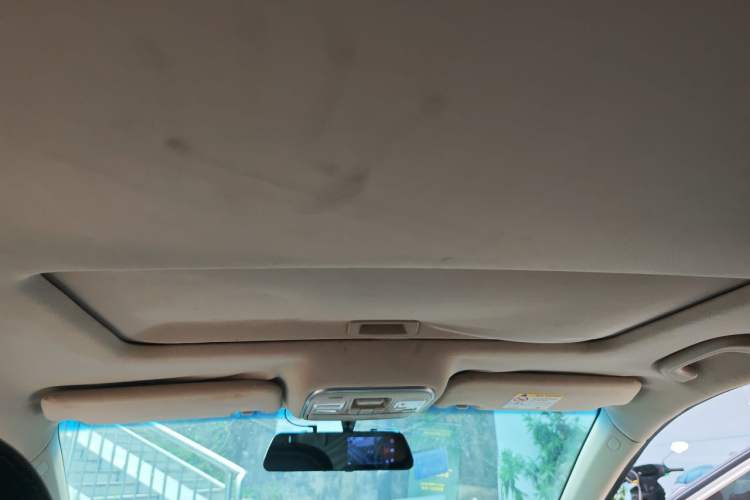 Used Geely Auto Emgrand GL 2017 1.8L DCT Elite Model Headliner