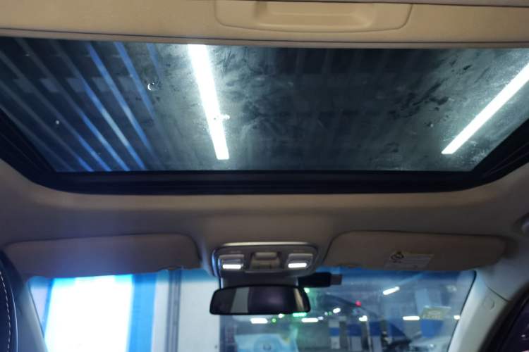 Used Geely Auto Emgrand GL 2017 1.8L Manual Elite Model Headliner